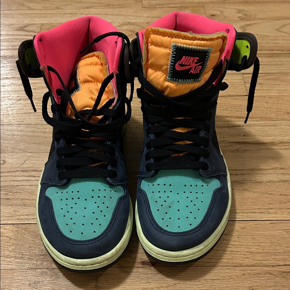 Nike Air Jordan 1 Tokyo Sneakers
